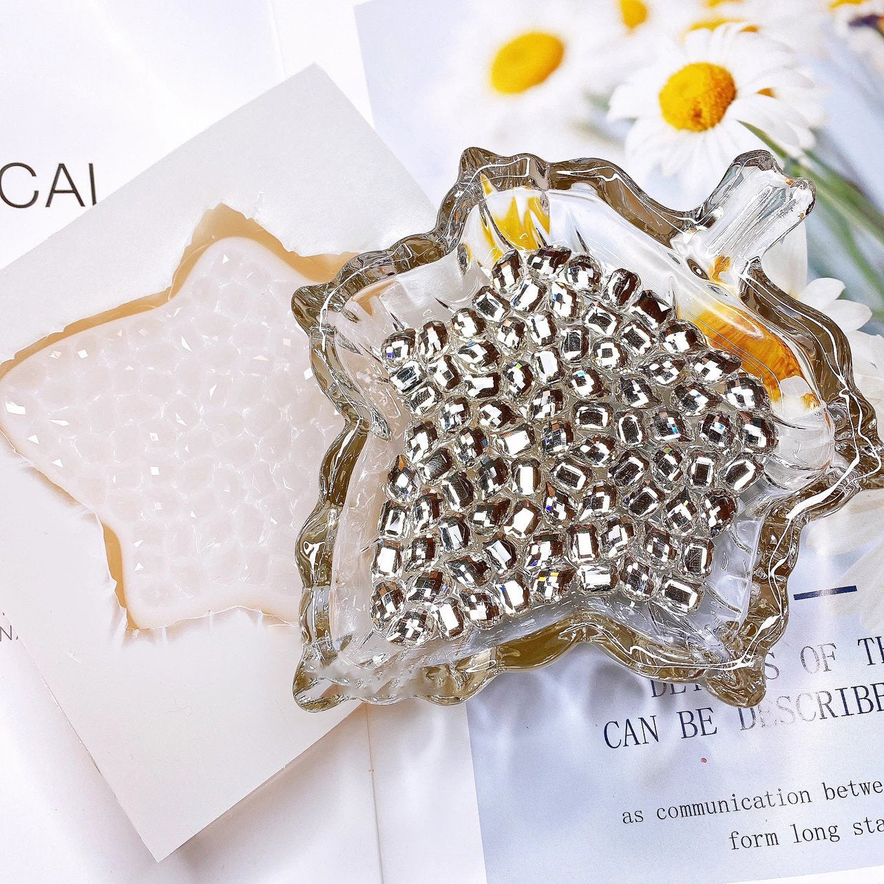 Handmade Diamond Maple Leaf Tray Resin Mold