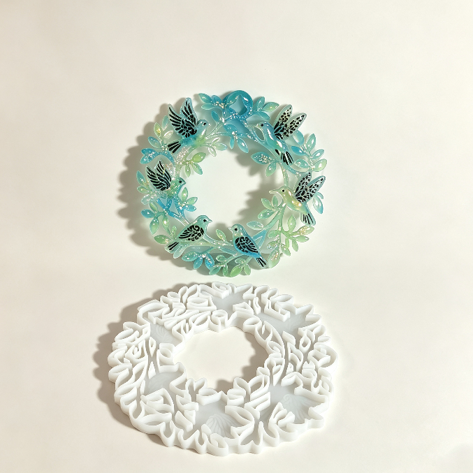 Bird Wreath Suncatcher Wall Hanging Resin Mold