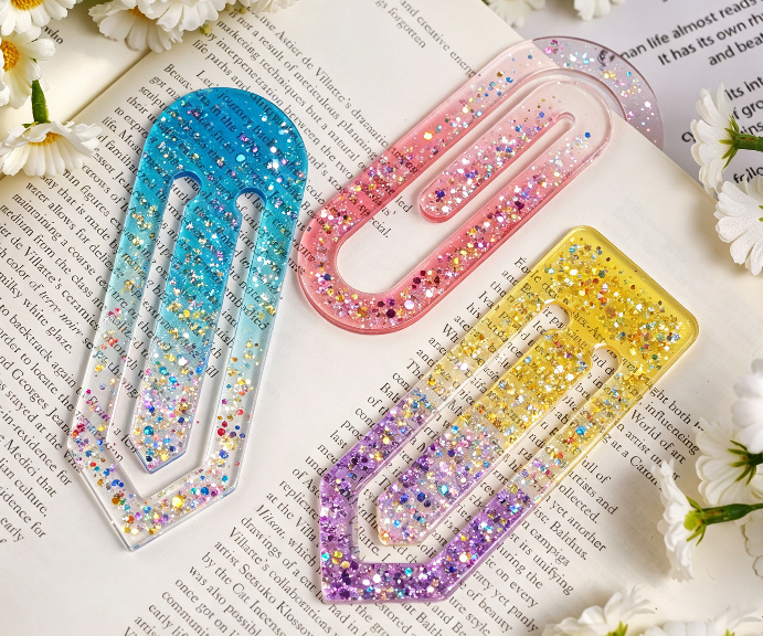 2pcs Paper Clip Bookmark Resin Mold Set