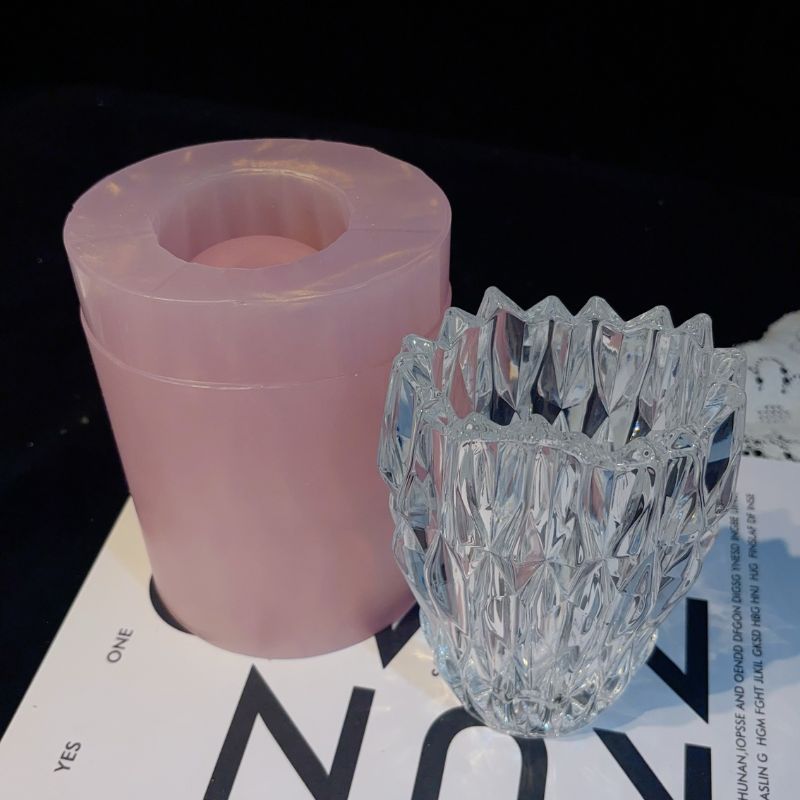 Handmade Irregular-Cut Crystal Vase Ornament Resin Molds