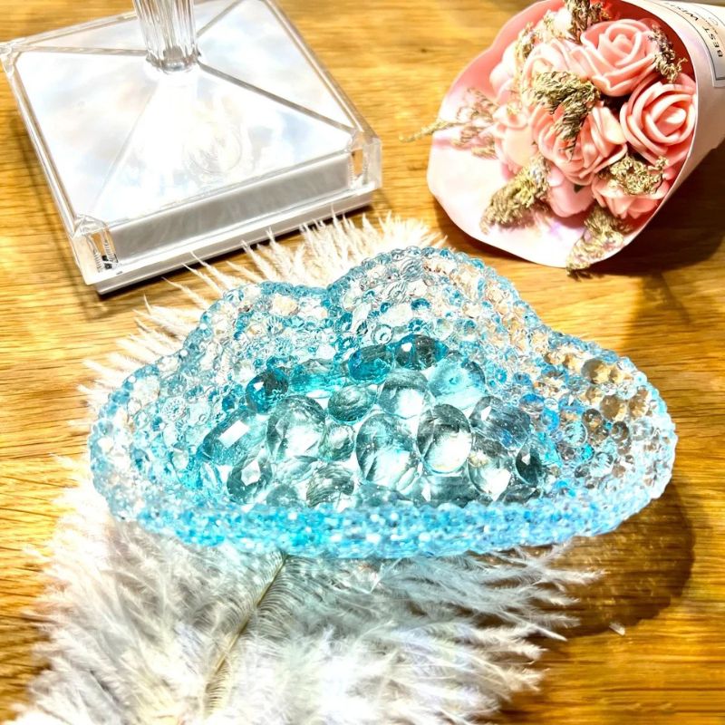Molde de resina para plato con forma de nube de diamante hecho a mano