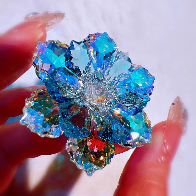 Molde de resina para broche de flor de cristal hecho a mano de IntoResin (diseño original)