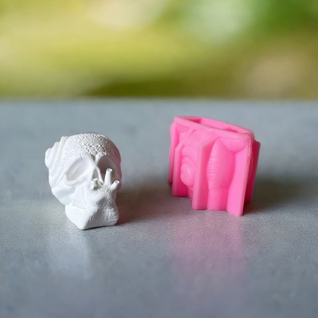 Evil Skeleton Snail Ornament Resin Mold