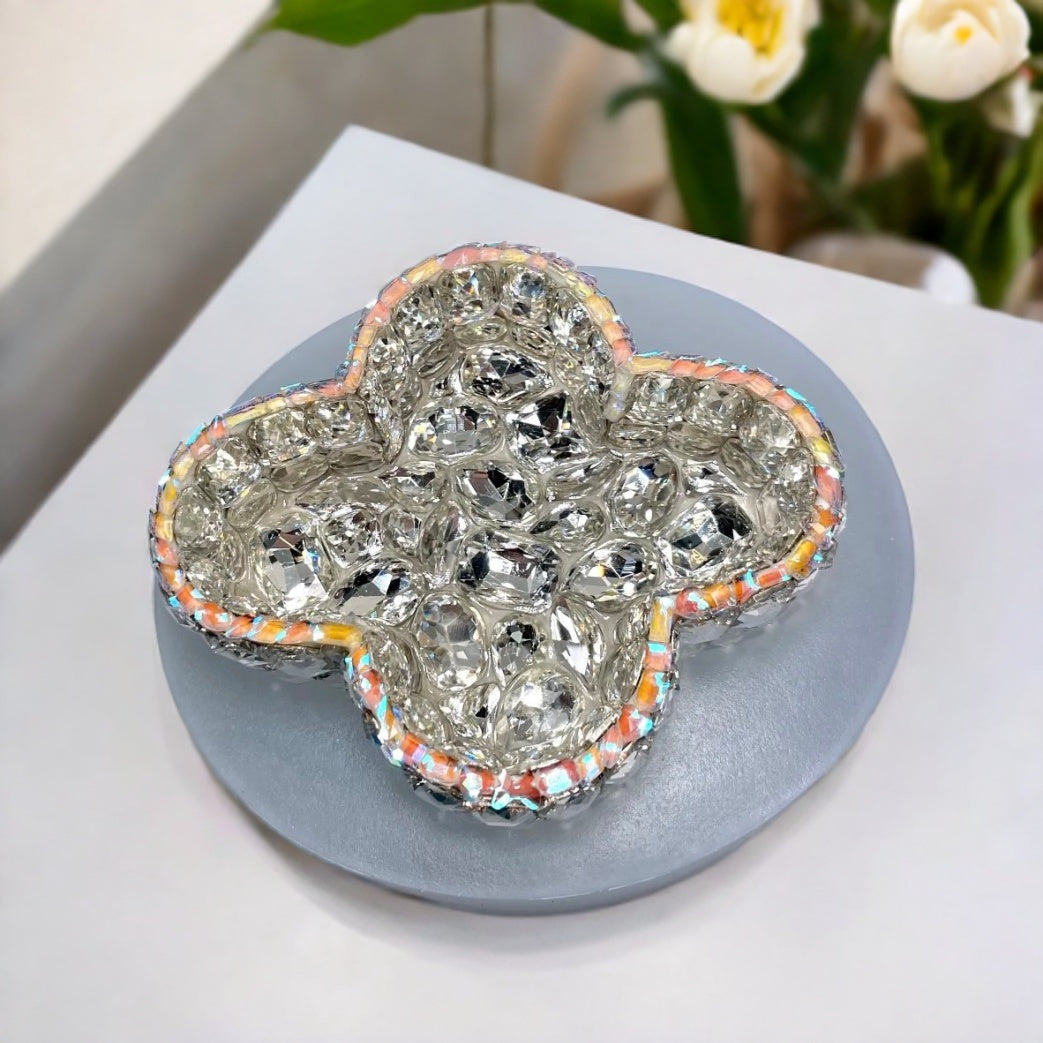 Molde de resina para guardar diamantes de gran tamaño hecho a mano