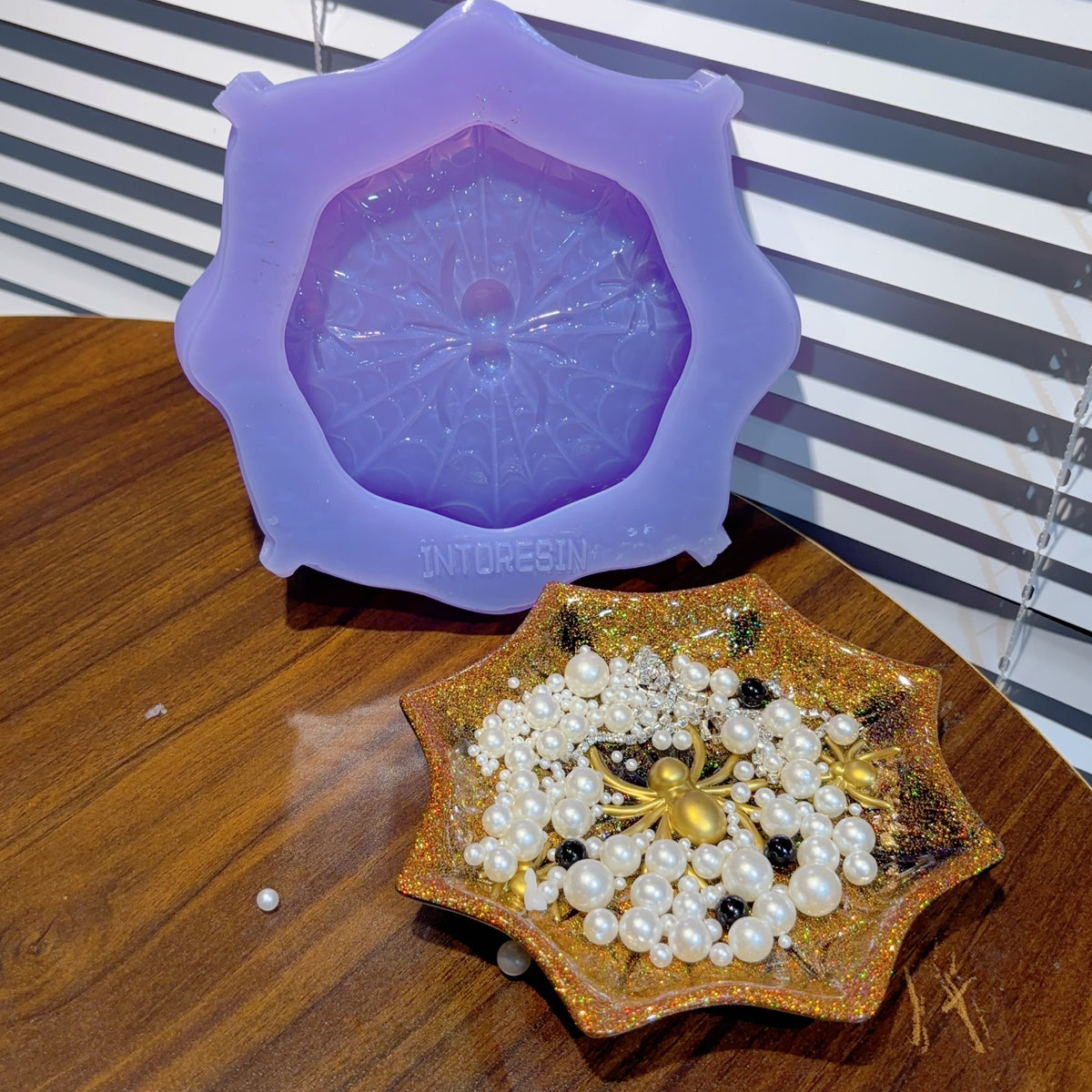 Handmade Spider Web Storage Tray Decorative Figurine Resin Mold