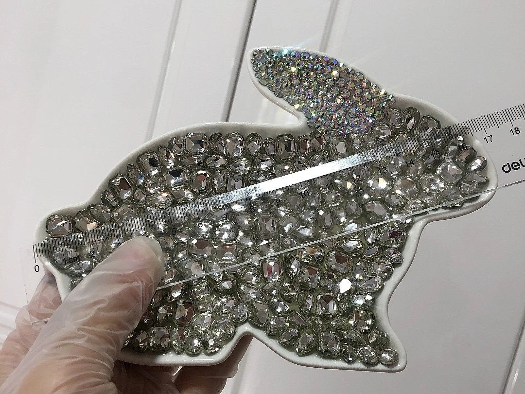 Diamond Rabbit Tray Ornament Mold