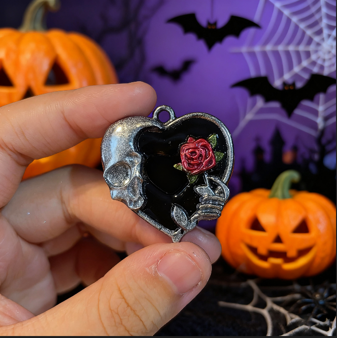 Handmade Skeleton Handheld Rose Hollow Heart Pendant Resin Mold