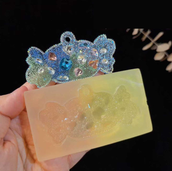 Handmade Diamond Christmas Candy Bells Christmas Tree Tags with Holes Resin Mold