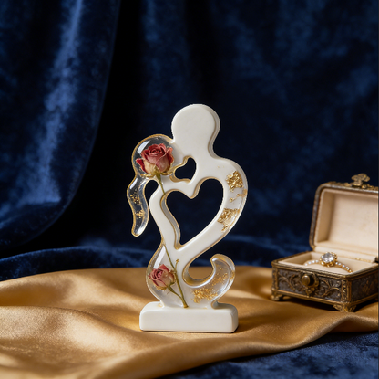 Romantic Couple Kissing Heart Decoration Resin Mold