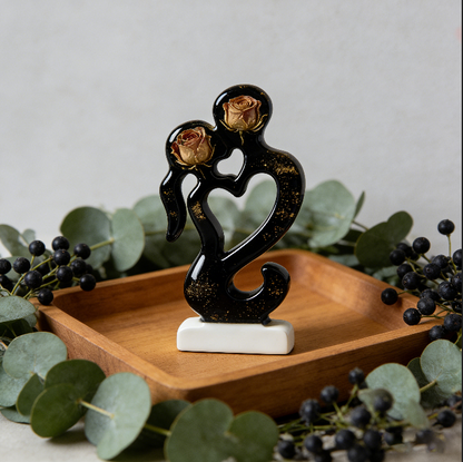 Romantic Couple Kissing Heart Decoration Resin Mold