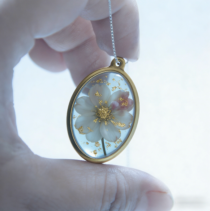 Resin Necklace Jewelry Mold with Built-In Pendant Bezel