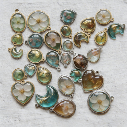 Resin Necklace Jewelry Mold with Built-In Pendant Bezel