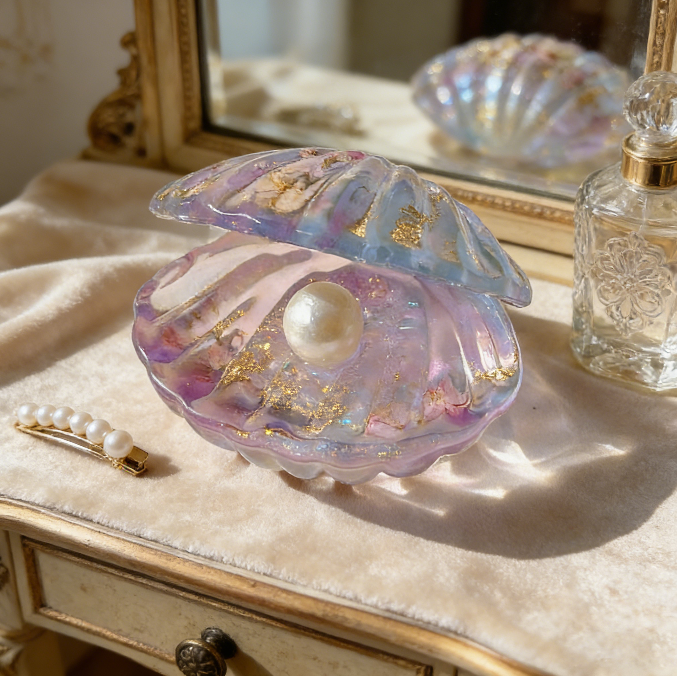 Handmade Crystal Shell Ornament Resin Mold with Pearl Details