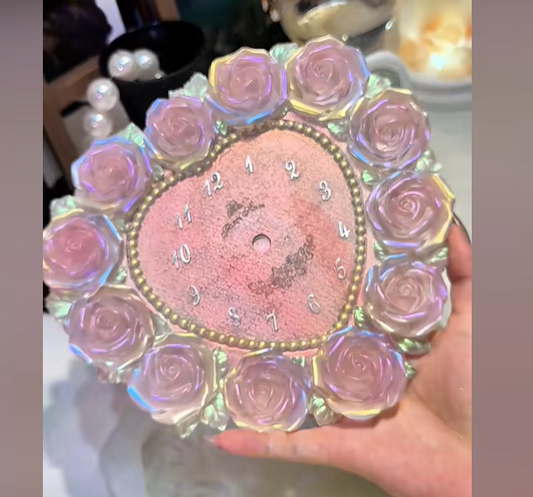 Handmade Oversized Heart-Shaped Rose Clock Ornament Resin Mold-Finished Size：7.87" × 7.48"