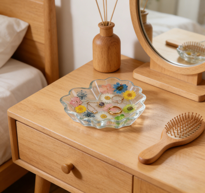 Heart-Shaped Storage Dish with Lace Edge Resin Mold