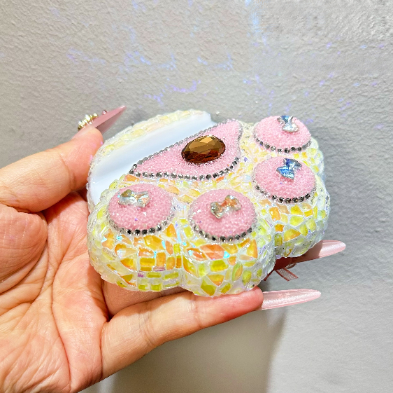 Handmade Diamond Cat Paw-Shaped Phone Holder Resin Mold