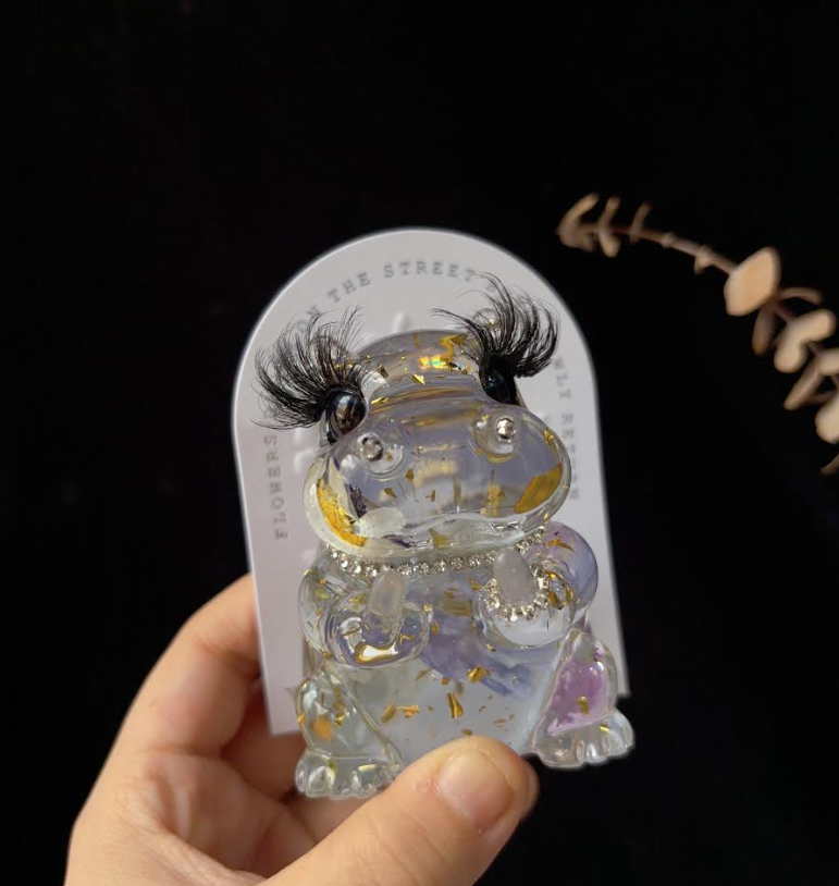 Handmade Cheeky Hippo Ornament Resin Mold