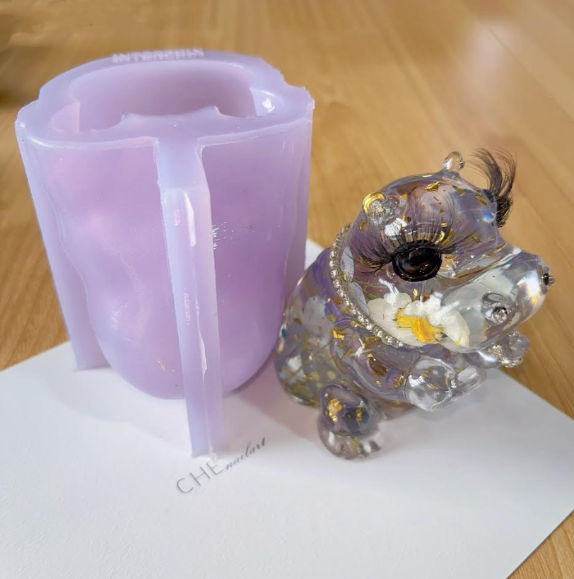 Handmade Cheeky Hippo Ornament Resin Mold