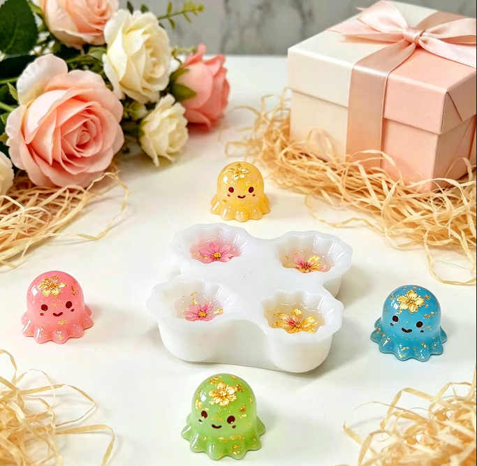 4-in-1 Little Ghost Ornament Resin Mold