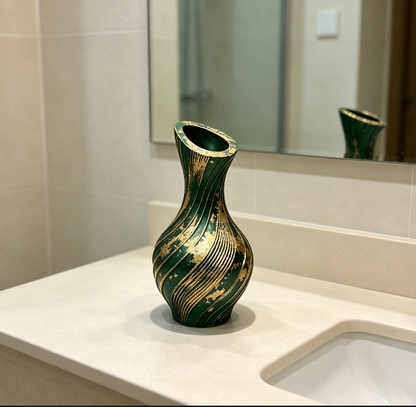 Twisted Sculptural Vase Resin Mold