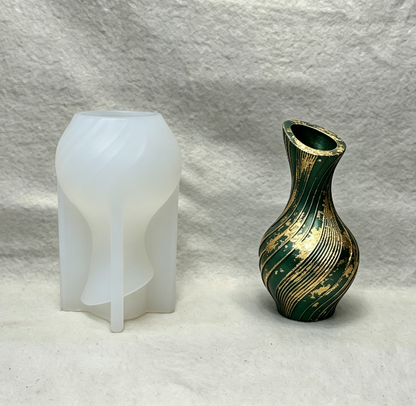 Twisted Sculptural Vase Resin Mold