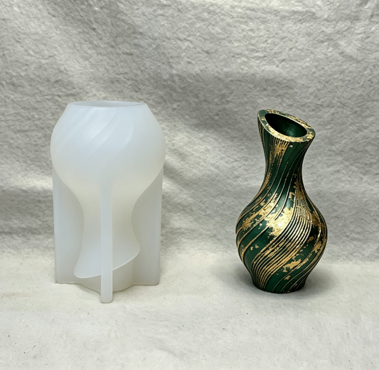 Twisted Sculptural Vase Resin Mold