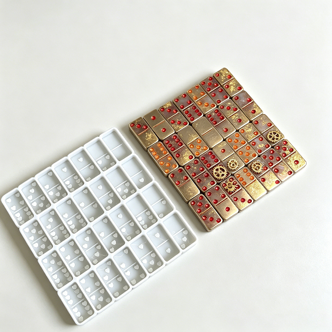 Heart Dot Domino Set Resin Mold