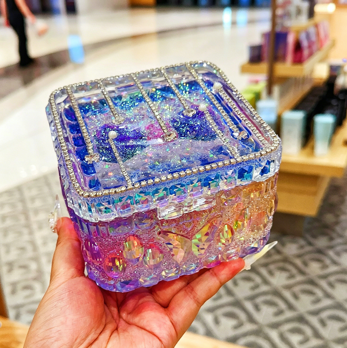 Handmade Diamond Large Square Flip-Top Storage Box Resin Mold