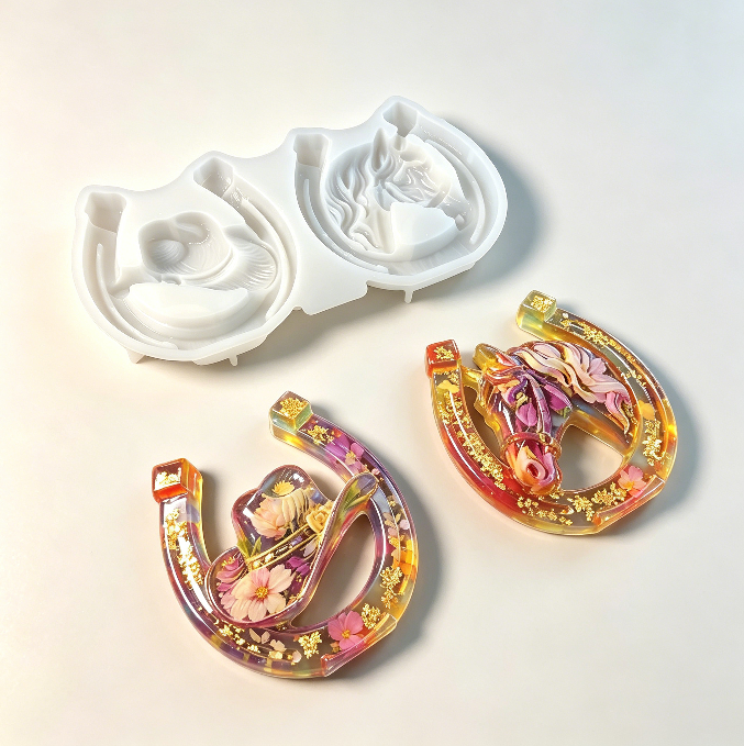 2-in-1 Horseshoe Cowboy Hat Horse Figurine Resin Mold