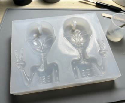 [VIP EXCLUSIVE] Handmade Alien Earring & Jewelry Decoration Resin Mold