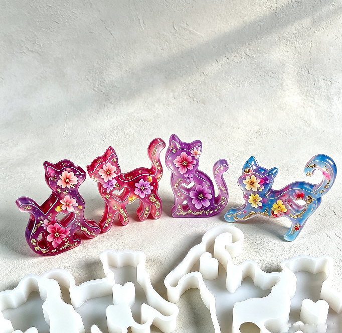 2pcs Cute Cat Figurine Resin Mold Set