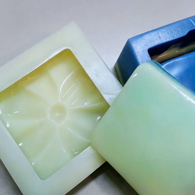 Handmade Crystal Bow Gift Box Storage Container Resin Mold