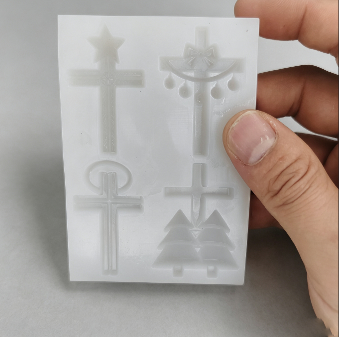 4-in-1 Half-Relief Christmas Cross Ornament Resin Mold Set