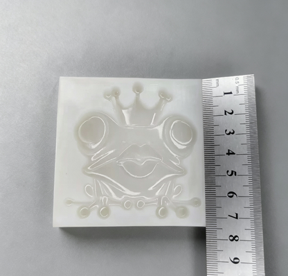 Cute Half-Relief Frog Princess Figurine Resin Mold