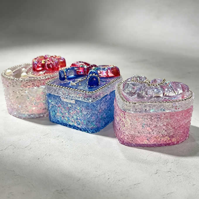 Handmade Crystal Cluster Flip-Top Storage Box Resin Mold