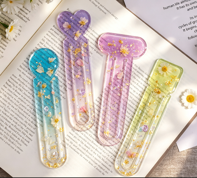 2pcs Paper Clip Bookmark Resin Mold Set