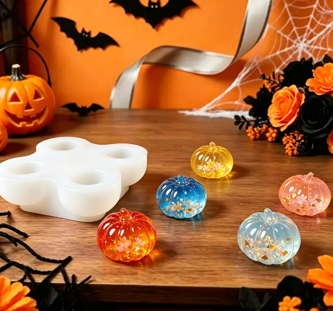 4-in-1 Cute Mini Pumpkin Decorative Figurine Resin Mold