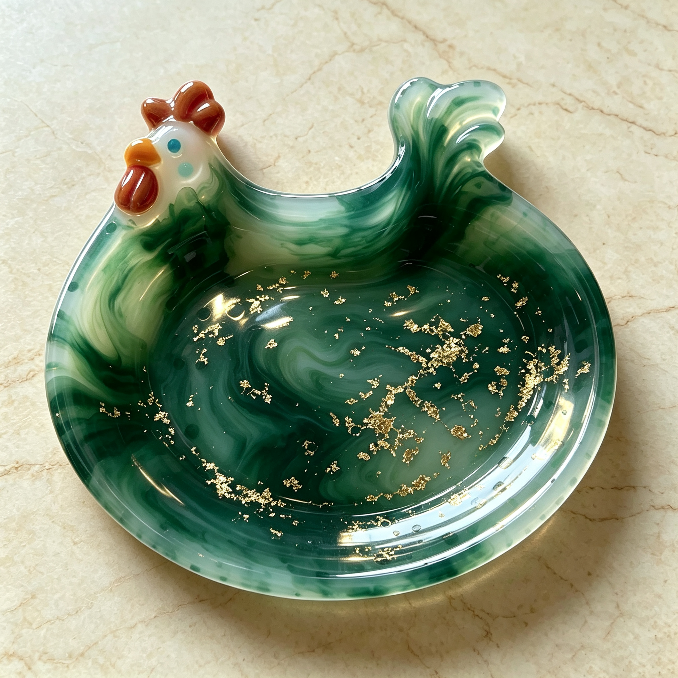 【VIP EXCLUSIVE】Handmade Cute Chicken-Shaped Storage Tray Decorative Figurine Resin Mold