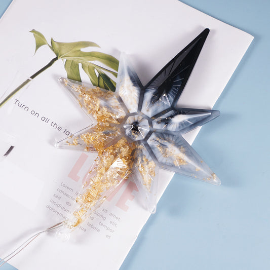 Six-Manifold Resin Moulded Snowflake Pendant