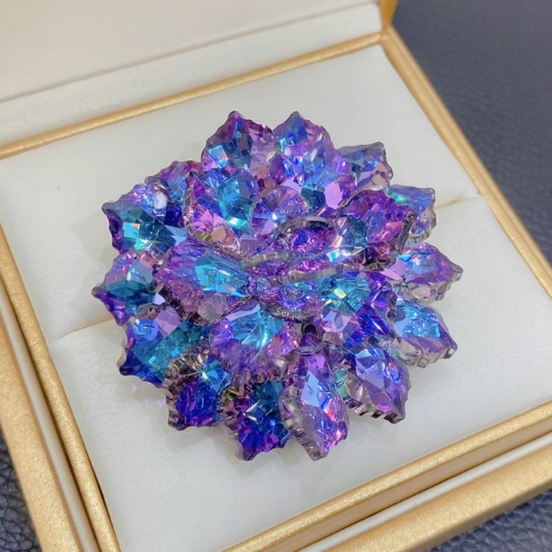 Handmade Crystal Flower Brooch Jewelry Resin Mold