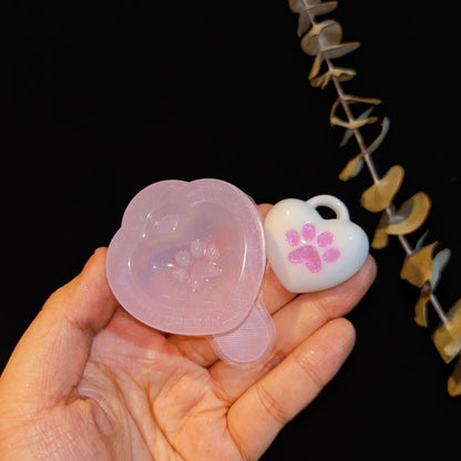 Handmade Heart-Shaped Pet Paw Memorial Pendant Resin Mold