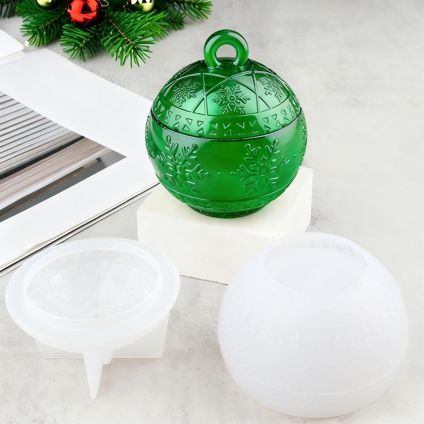 Round Snowflake Berry Ornament Resin Mold