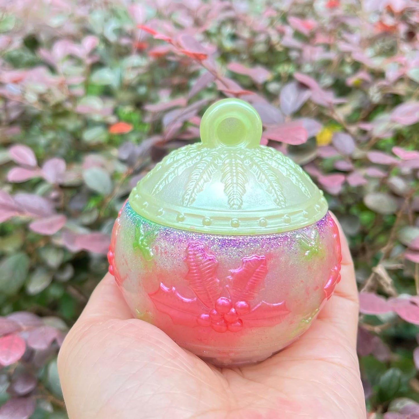Round Snowflake Berry Ornament Resin Mold