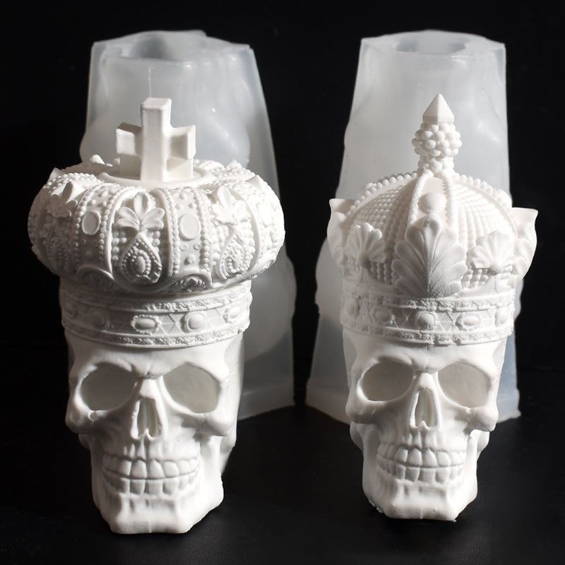 Crowned Skull Ornament Resin Mold