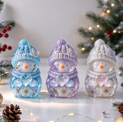 Cute Heart-Holding Snowman Christmas Figurine Resin Mold