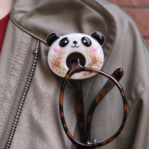 Cute Animal-Shaped Eyeglass Holder Brooch Resin Mold