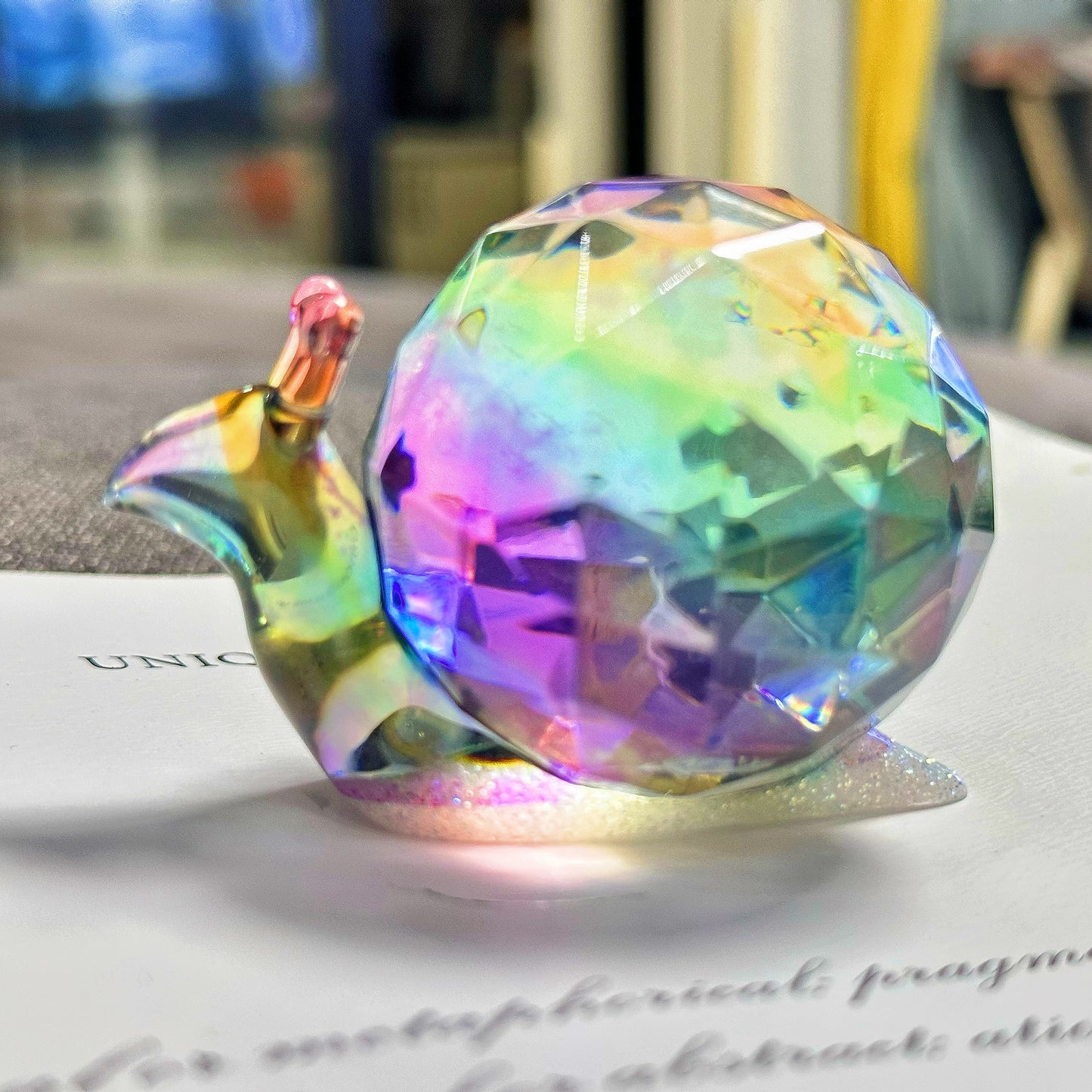 Handmade Crystal Diamond-Cut Snail Ornament Resin Mold