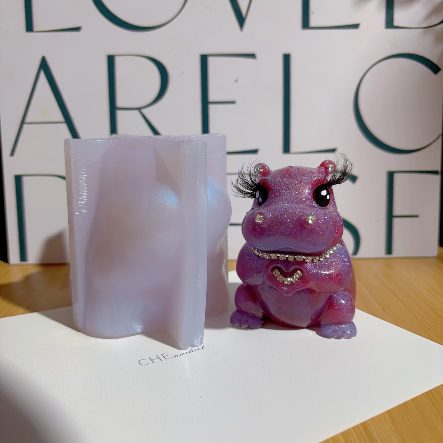 Handmade Heart Gesture Hippo Resin Ornament Mold